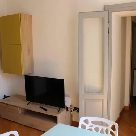 Casa In Centro...verbnaia Lago Maggiore * Verbania