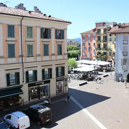 Casa In Centro...verbnaia Lago Maggiore Daire *
